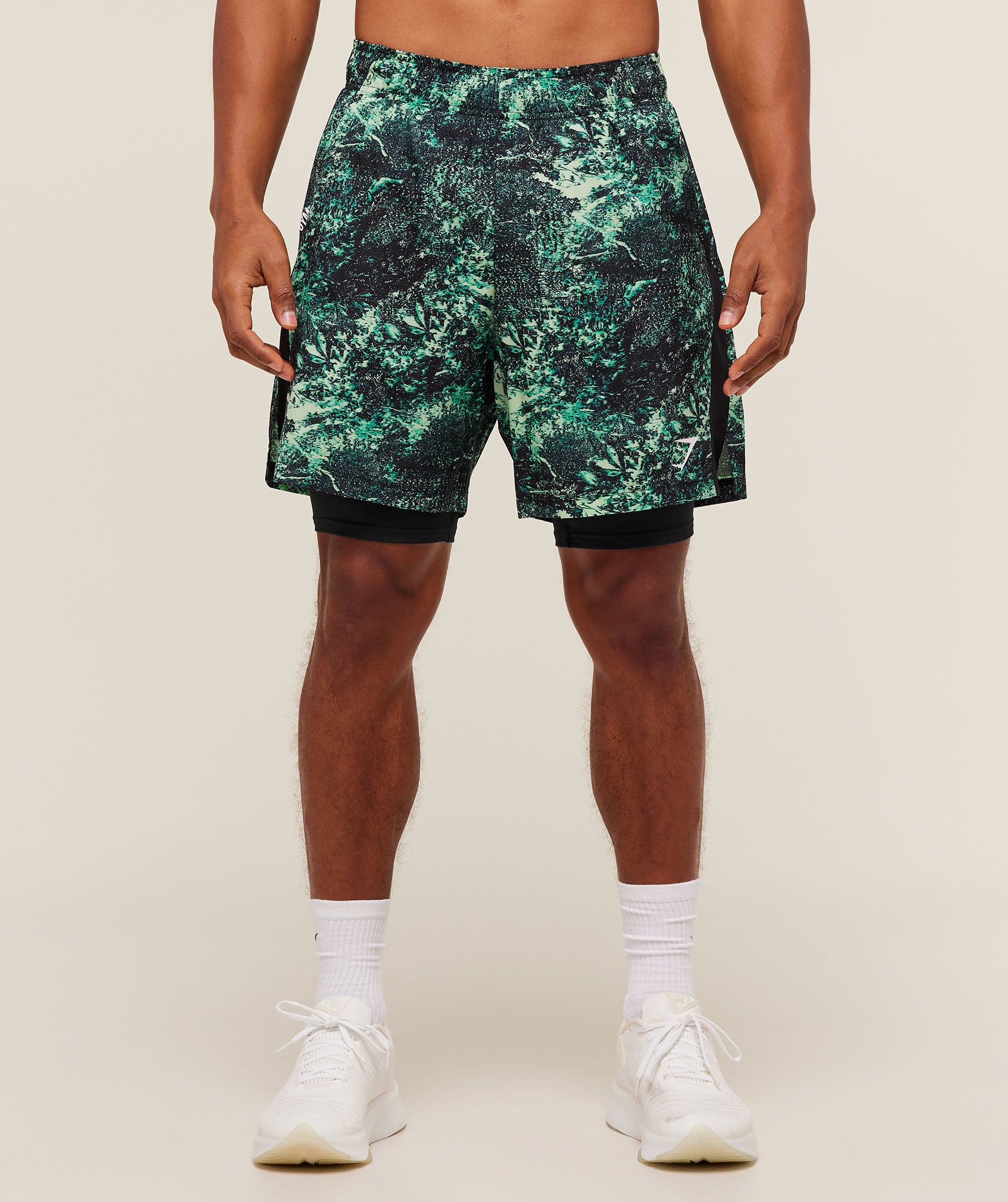1 Shorts in Active Green/Black